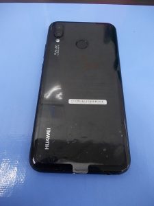 Androidスマートフォン Huawei P Lite のバッテリー交換ってできますか もちろんできます データって消えたりしませんか もちろん消えません スマホステーション 厚木戸室店