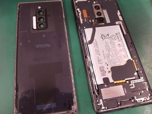 Android修理速報 Sony Xperia 1 So 03l Sov40 802so バッテリー交換修理のご紹介 スマホ Iphone修理のスマホステーション 三軒茶屋店